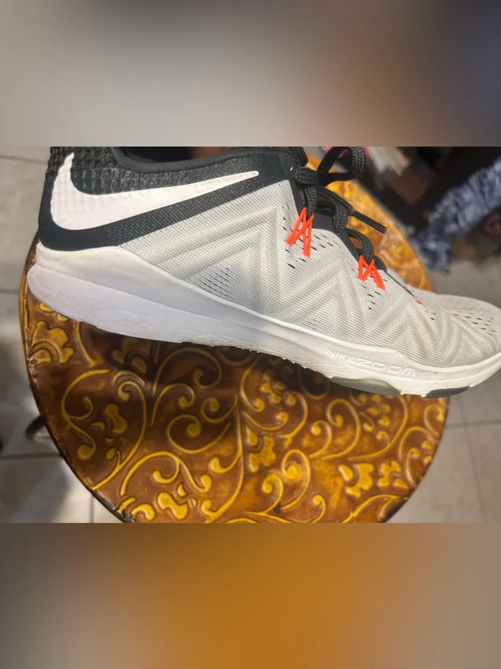 Nike White and Black Trainers with Orange Accents - Picture 2 of 5